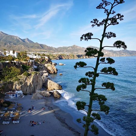 Peperent Casa Pino Villa Nerja Bagian luar foto